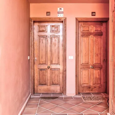 Paraiso J47 Partial Sea View & Sunny Terrace 1b Ferienhaus