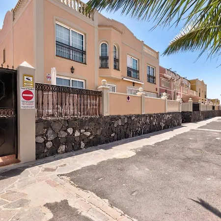 Paraiso J47 Partial Sea View & Sunny Terrace 1b Ferienhaus *